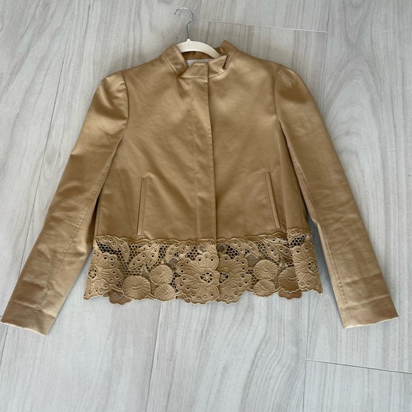 Beautiful Valentino zip up cardigan with lace detail. Size 4 - Picture 1 of 6